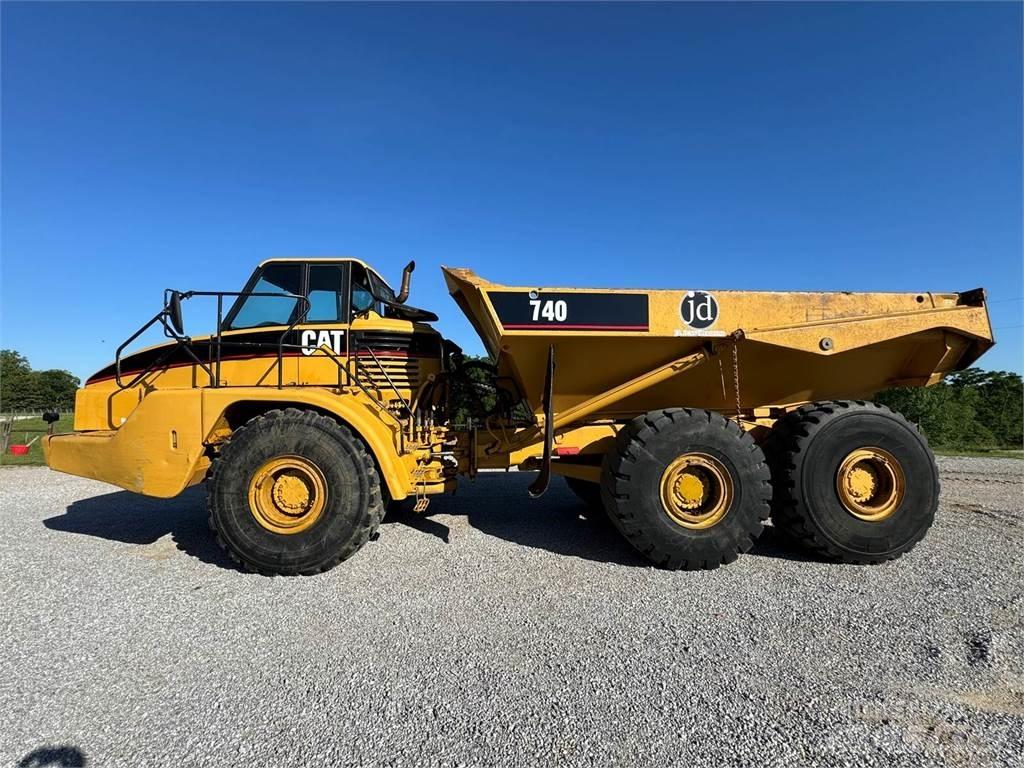 CAT 740 Zglobni damperi