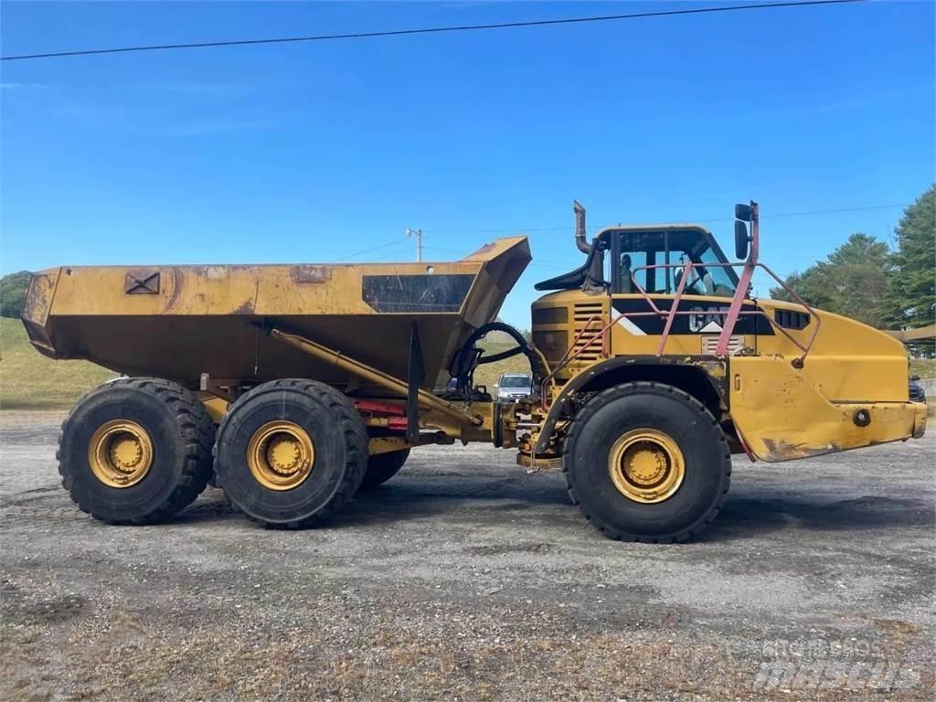 CAT 740 Zglobni damperi