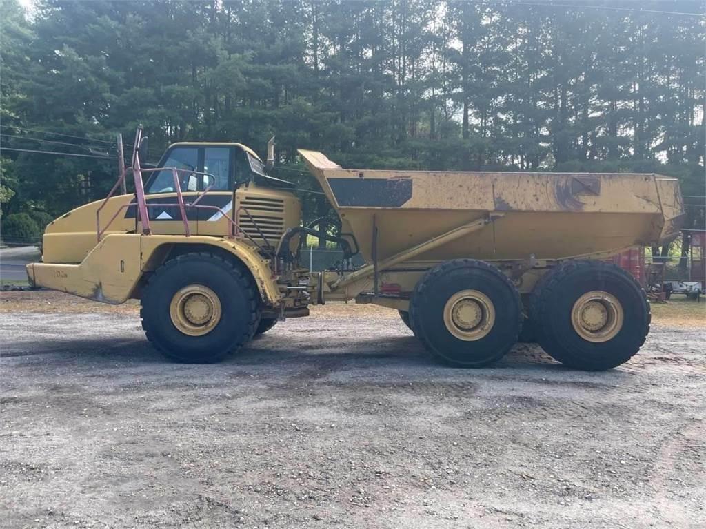 CAT 740 Zglobni damperi