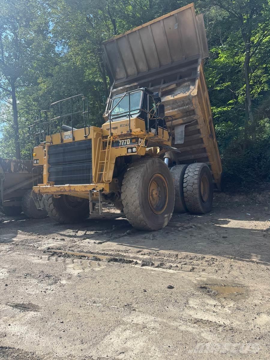 CAT 777D Zglobni damperi