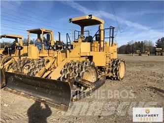 CAT 815B Nabijači zemlje