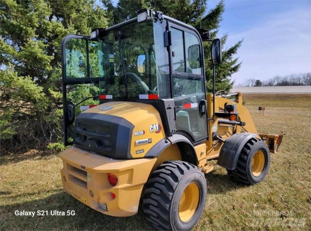 CAT 903D Utovarivači na točkove