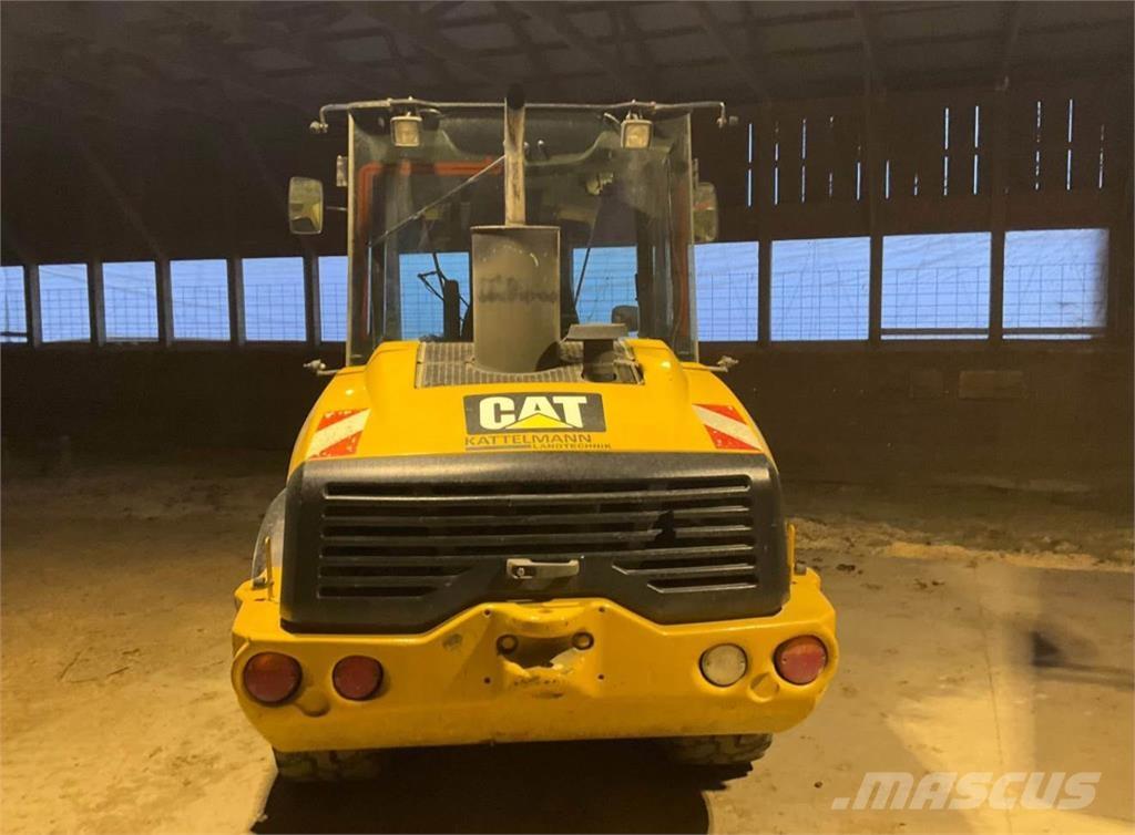 CAT 906H Utovarivači na točkove