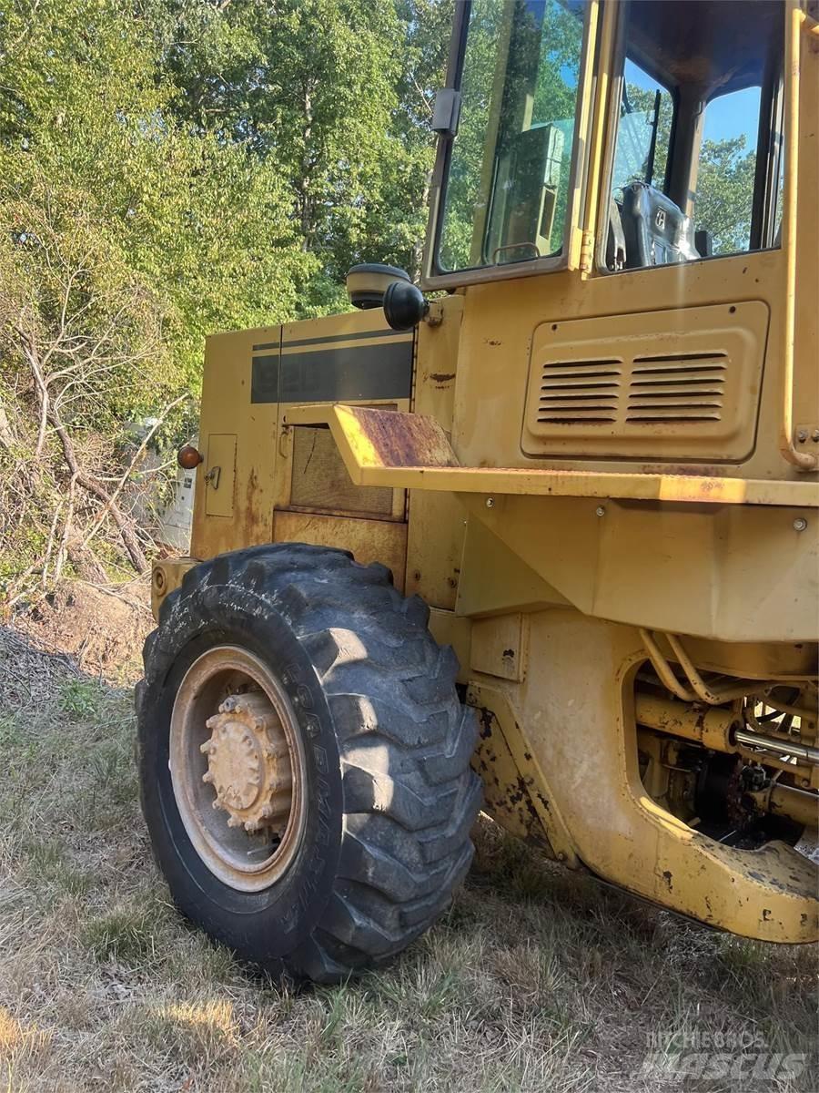 CAT 926 Utovarivači na točkove