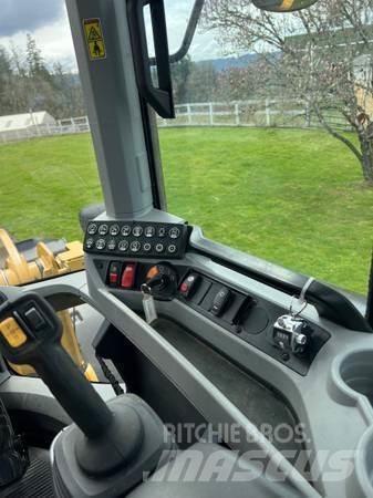 CAT 926M Utovarivači na točkove