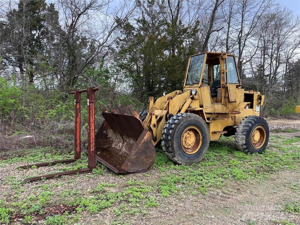 CAT 930 Utovarivači na točkove