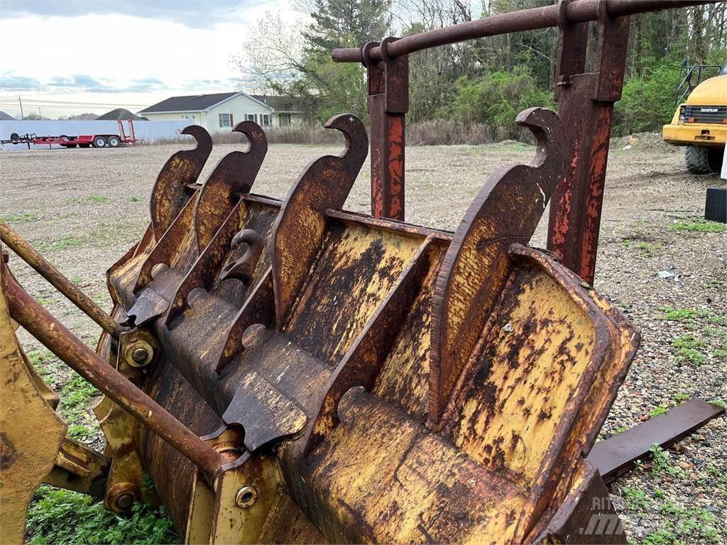 CAT 930 Utovarivači na točkove