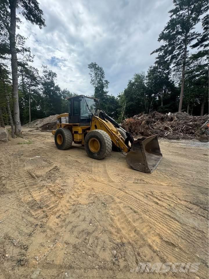 CAT 930G Utovarivači na točkove