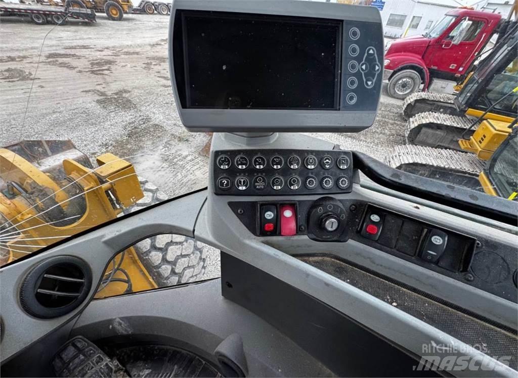 CAT 930K Utovarivači na točkove