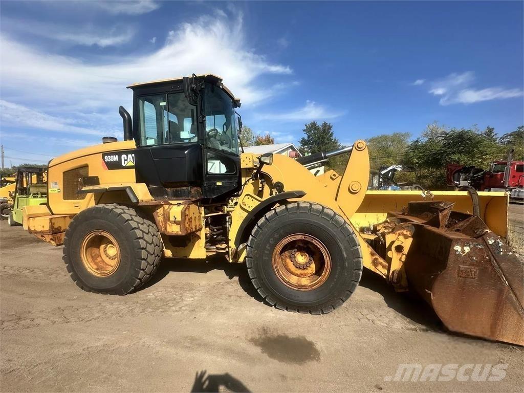CAT 930M Utovarivači na točkove