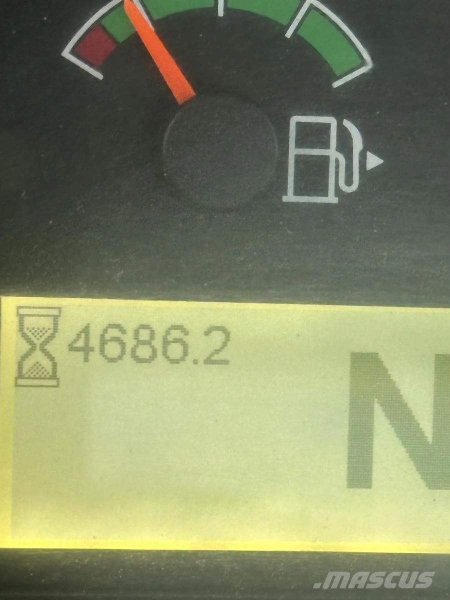 CAT 930M Utovarivači na točkove