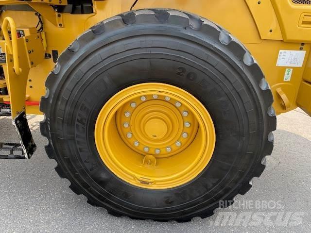 CAT 938M Utovarivači na točkove