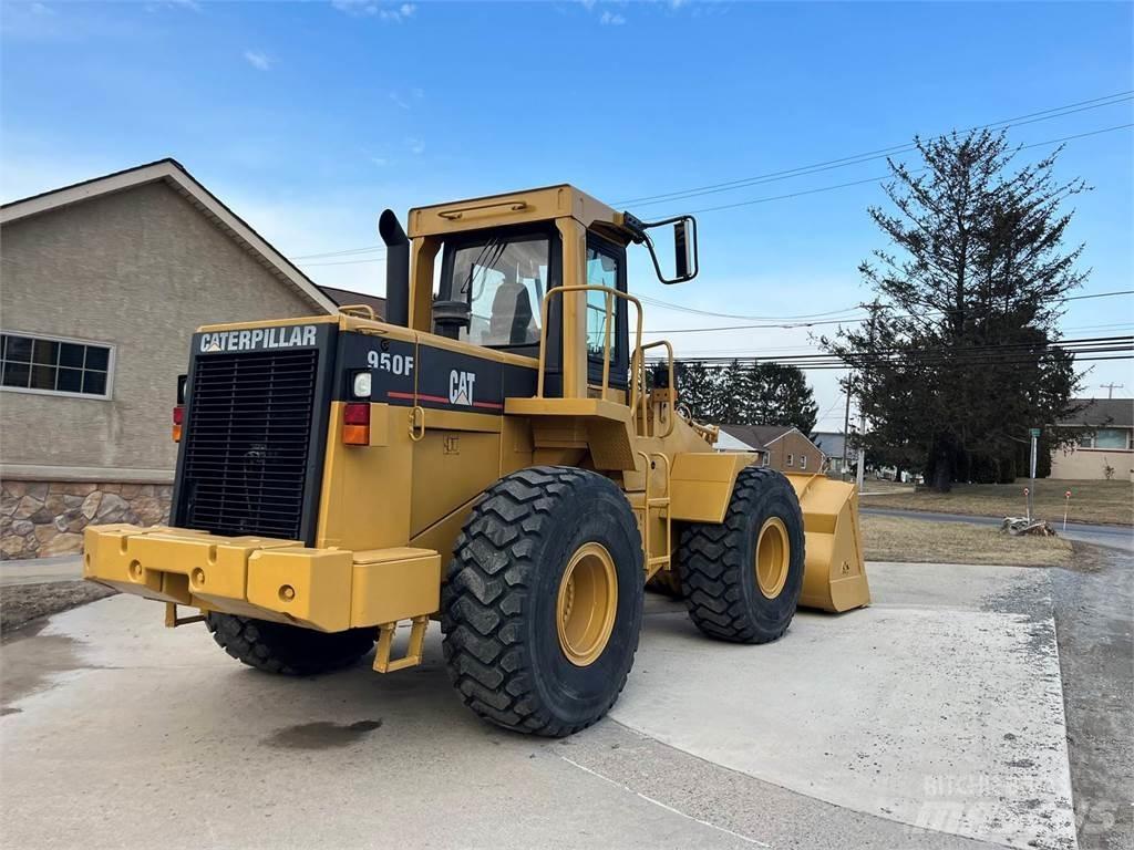 CAT 950F Utovarivači na točkove