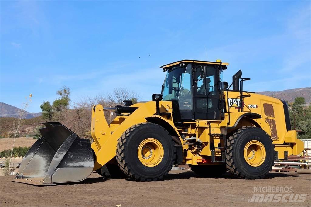 CAT 950M Utovarivači na točkove