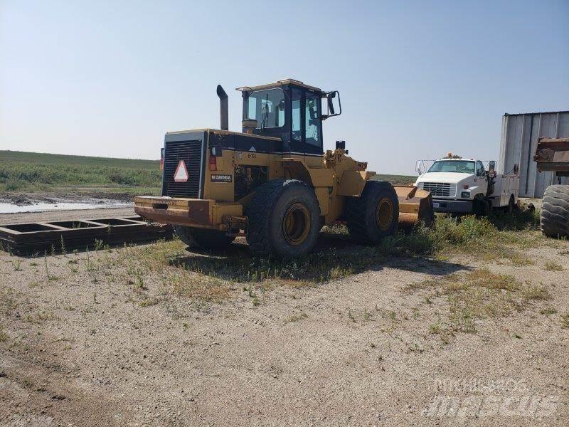 CAT 960F Utovarivači na točkove