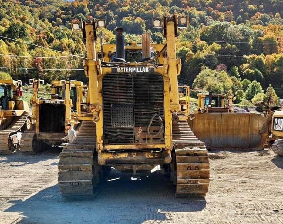 CAT D10T Buldožeri guseničari