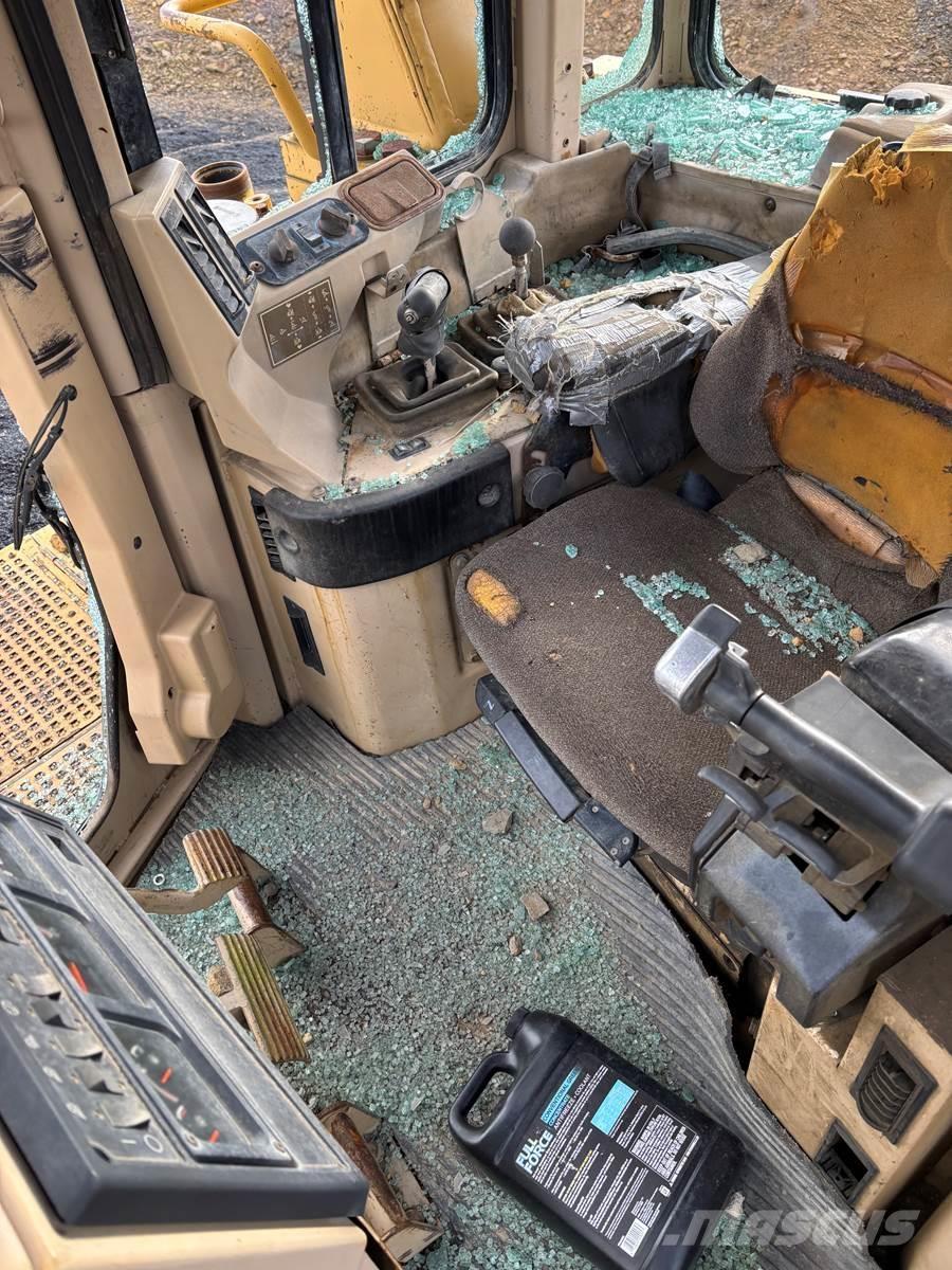 CAT D11R Buldožeri guseničari