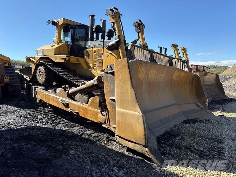 CAT D11T Buldožeri guseničari