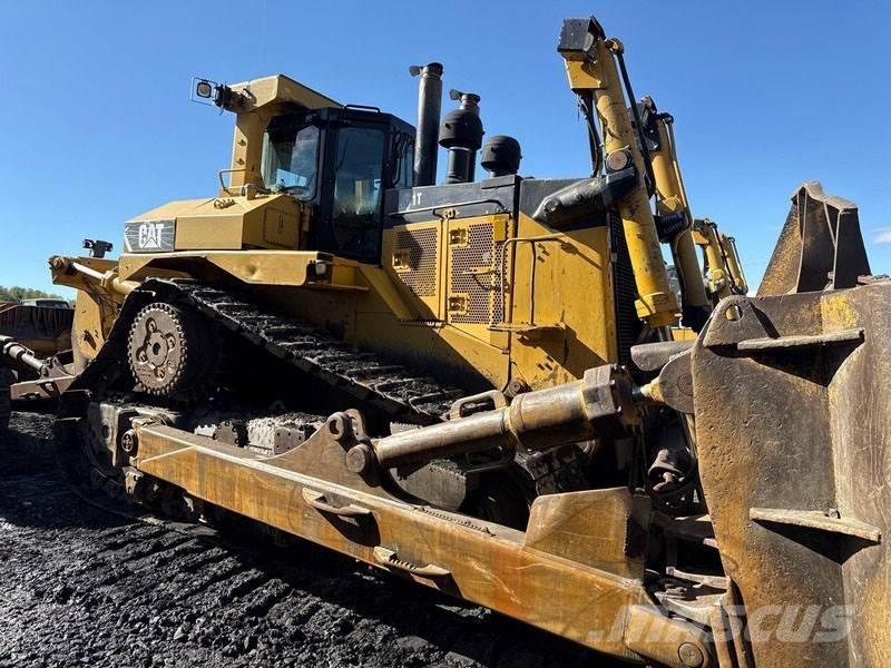 CAT D11T Buldožeri guseničari