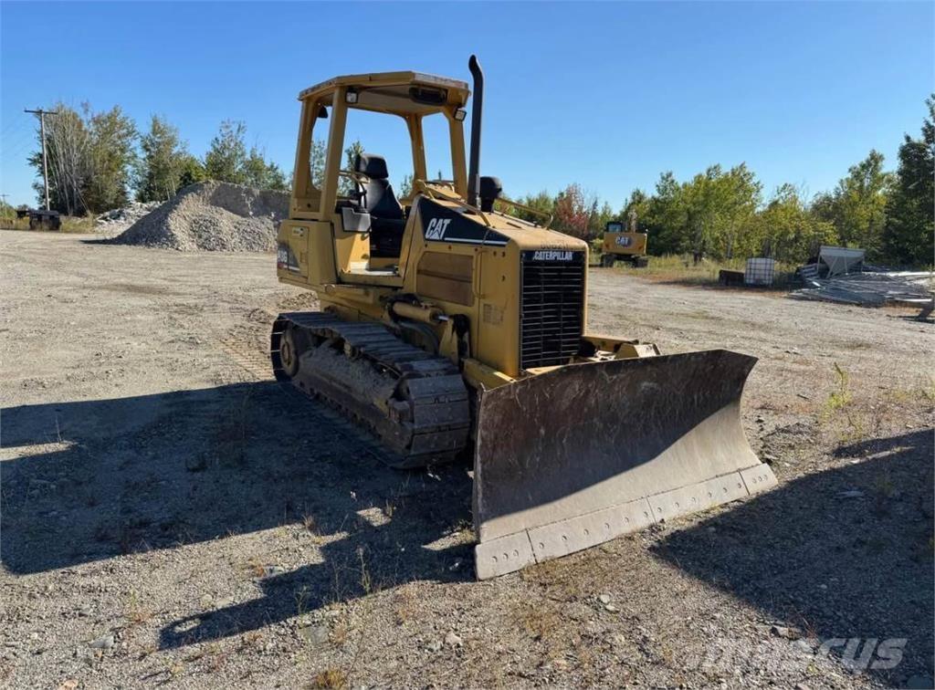 CAT D3G XL Buldožeri guseničari