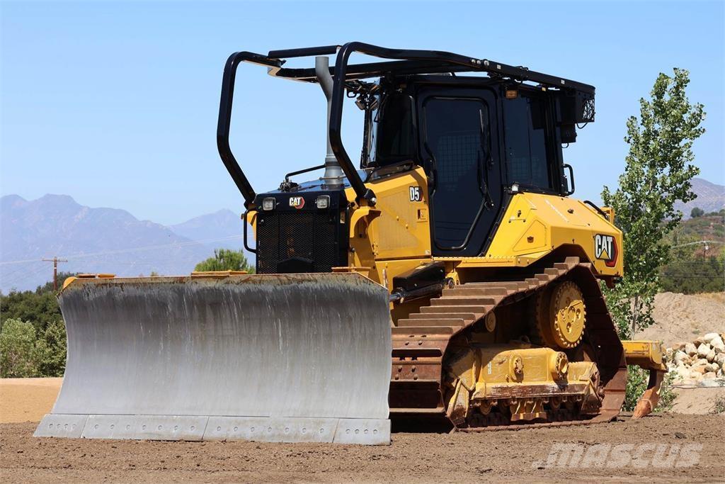 CAT D5 XL Buldožeri guseničari