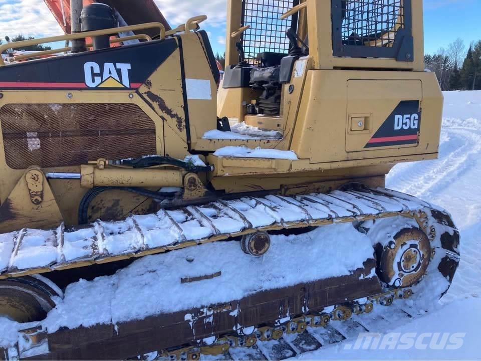 CAT D5G XL Buldožeri guseničari
