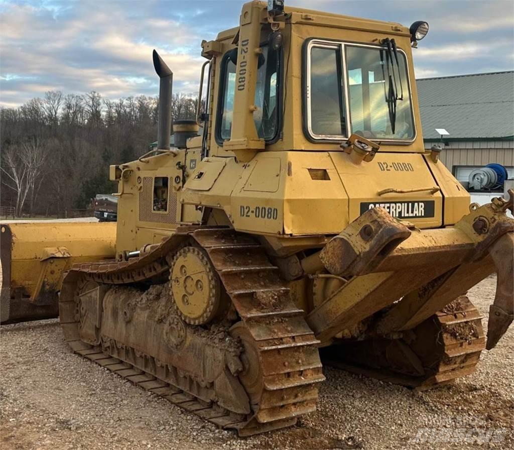 CAT D5H Buldožeri guseničari