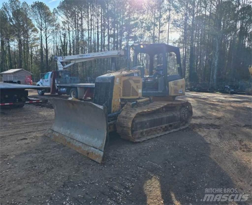 CAT D5K XL Buldožeri guseničari