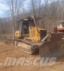 CAT D6K Buldožeri guseničari