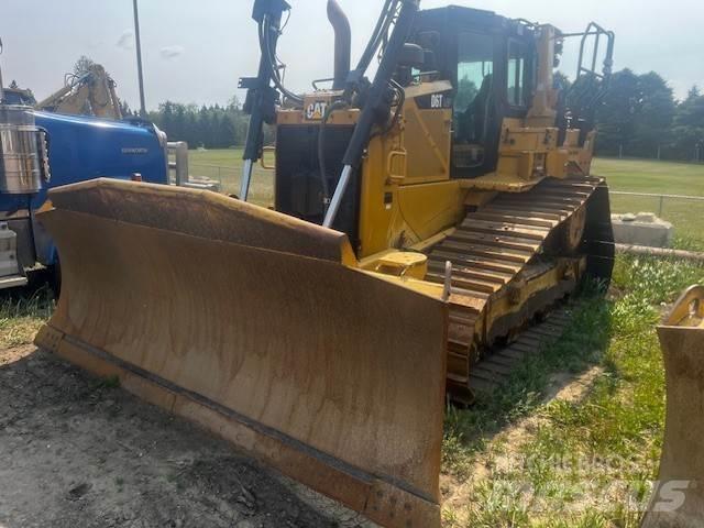 CAT D6T Buldožeri guseničari