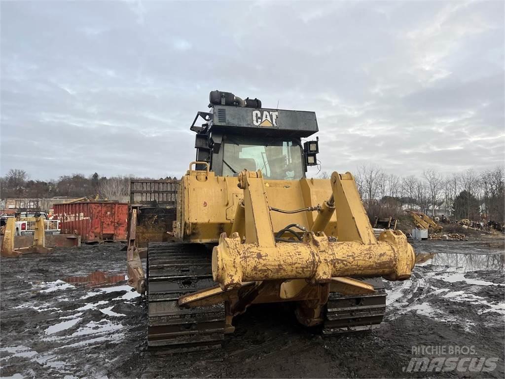 CAT D7E Buldožeri guseničari