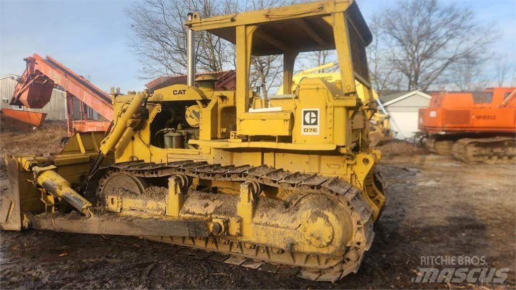 CAT D7F Buldožeri guseničari