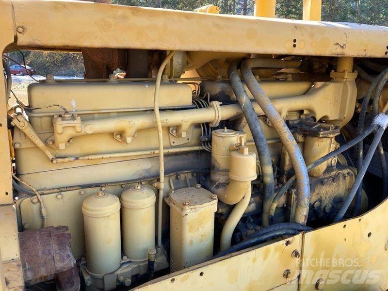 CAT D8H Buldožeri guseničari
