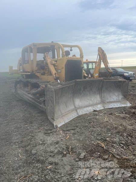CAT D8H Buldožeri guseničari