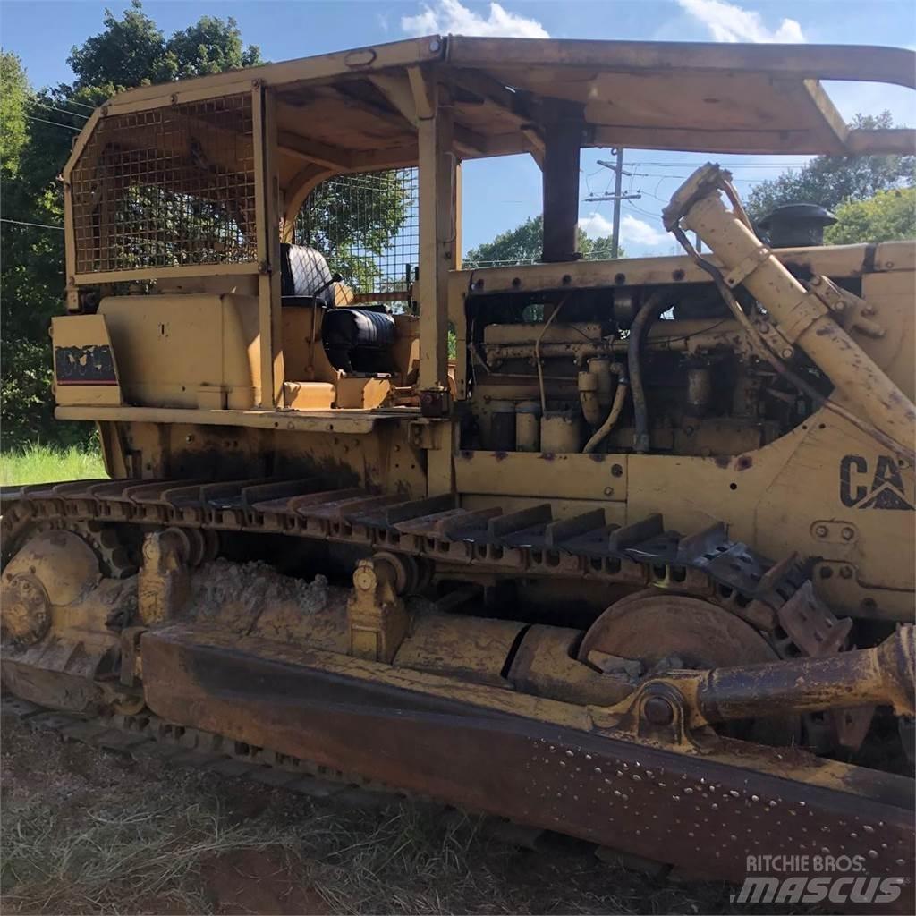 CAT D8H Buldožeri guseničari