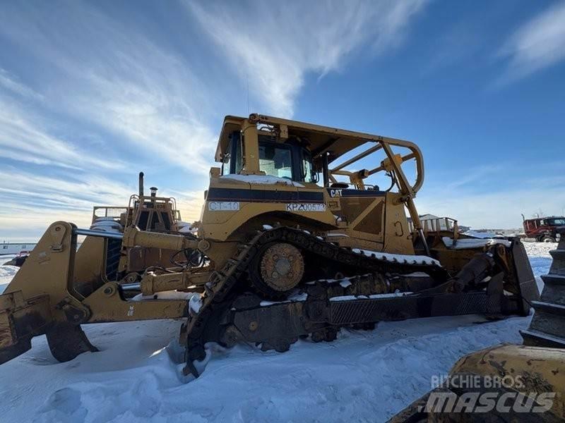 CAT D8T Buldožeri guseničari