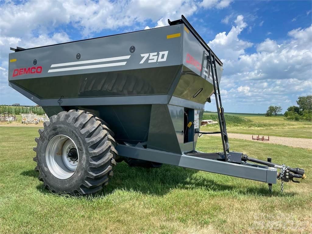 Demco 750 Prikolice za zrno