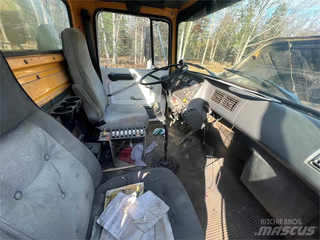 Ford 8000 Komunalna vozila za opštu namenu