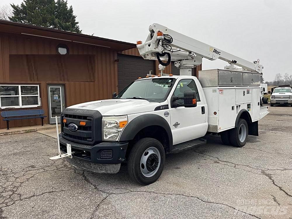 Ford F-450 Auto korpe