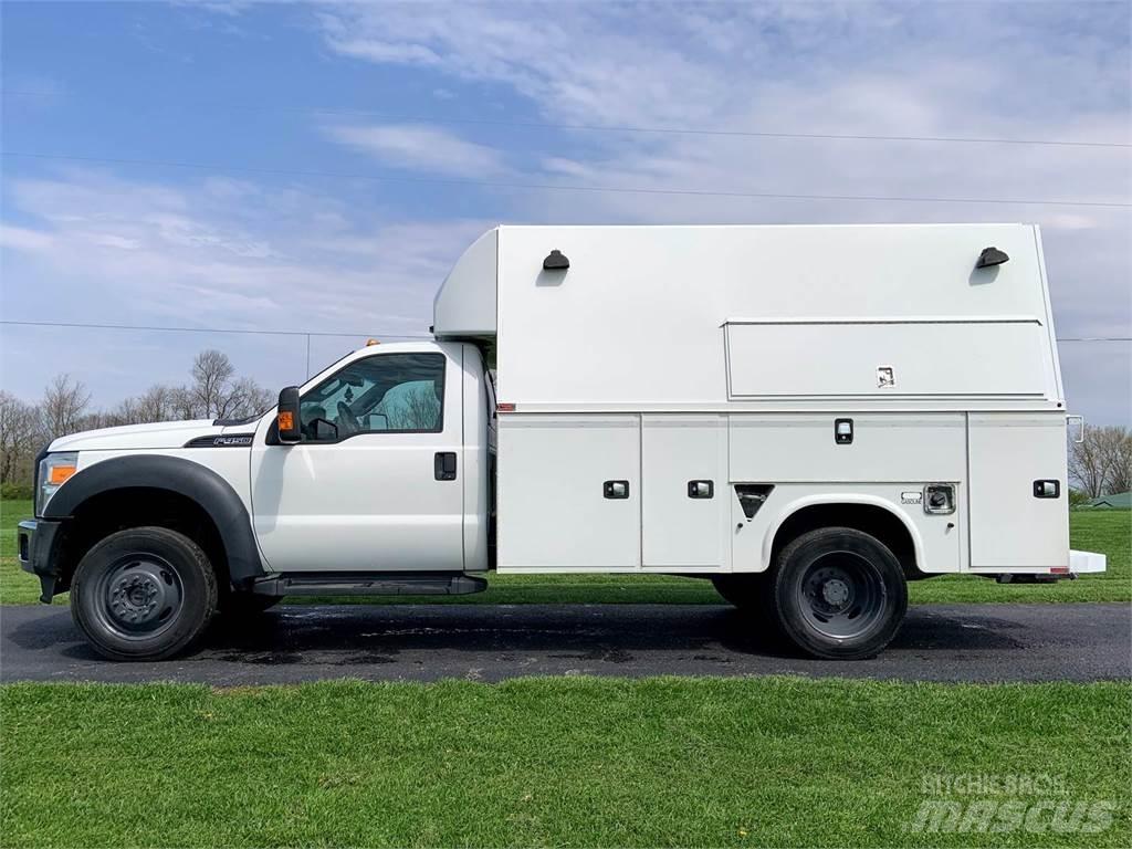 Ford F-450 Komunalna vozila za opštu namenu
