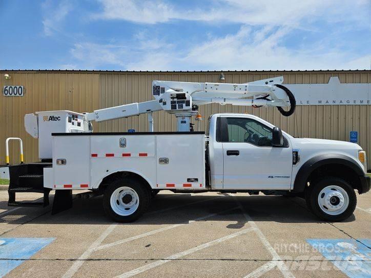 Ford F-550 Auto korpe