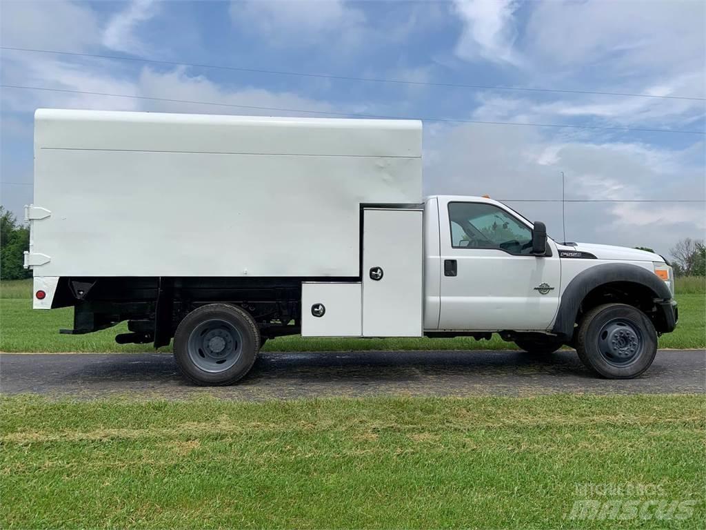 Ford F-550 Kamioni za piljevinu