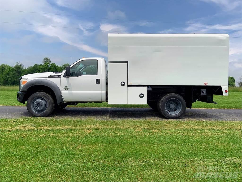 Ford F-550 Kamioni za piljevinu