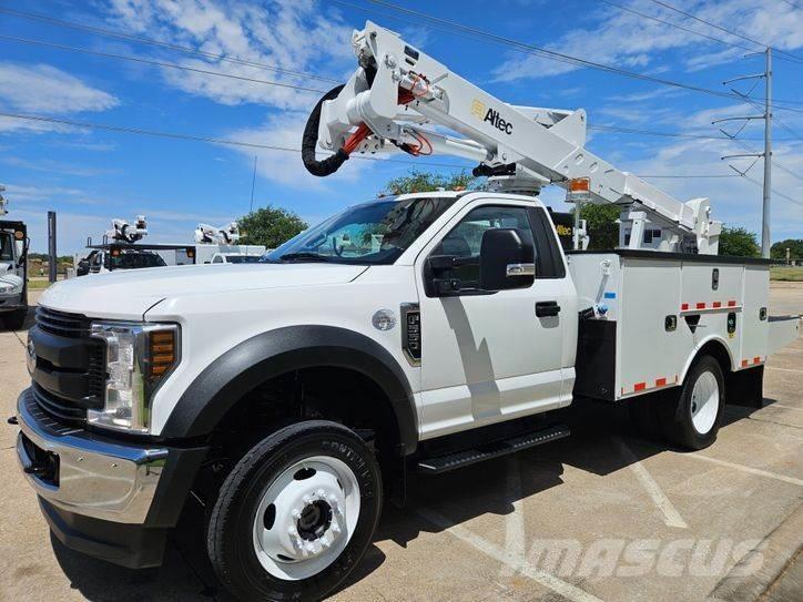 Ford F-550 Auto korpe