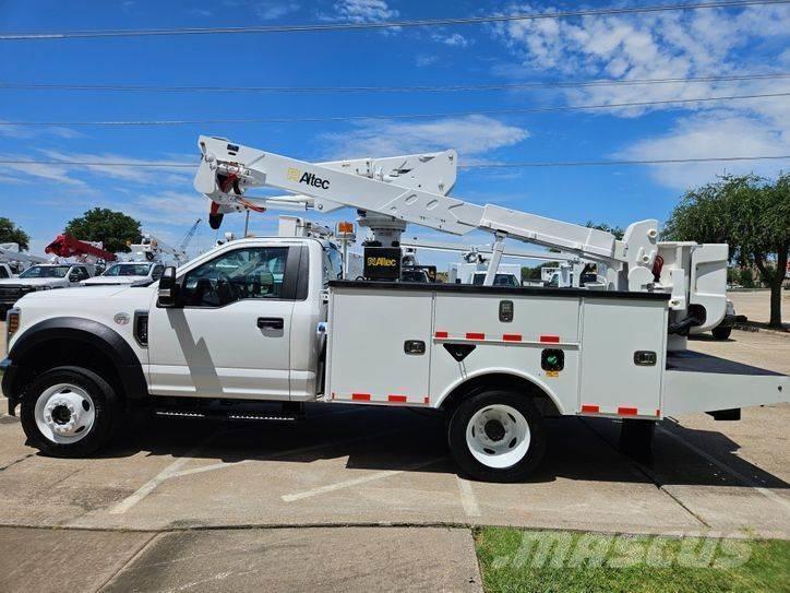 Ford F-550 Auto korpe