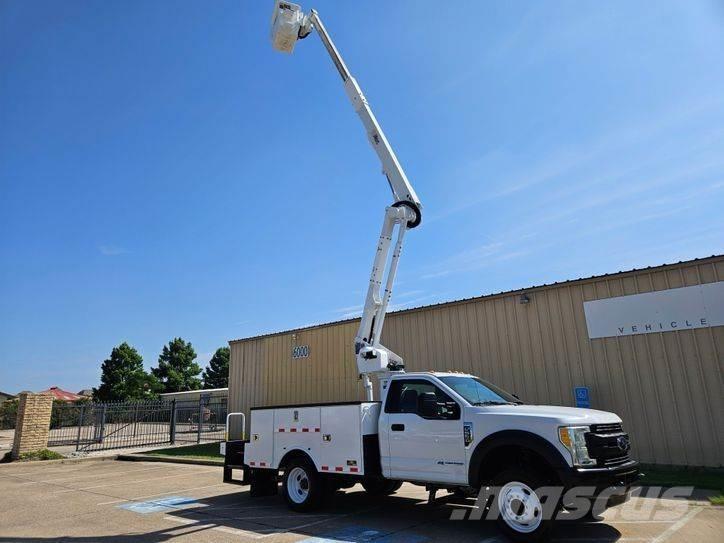 Ford F-550 Auto korpe