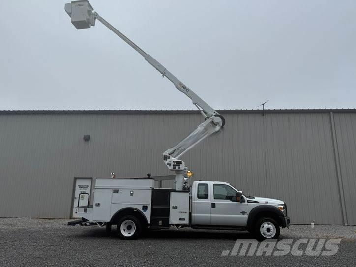 Ford F-550 Auto korpe