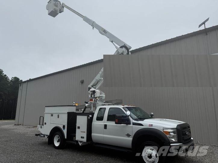 Ford F-550 Auto korpe
