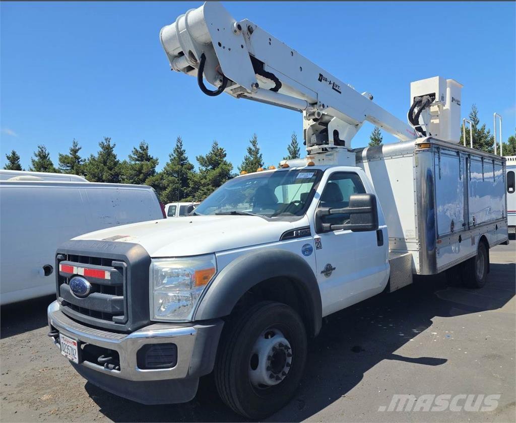 Ford F-550 Auto korpe