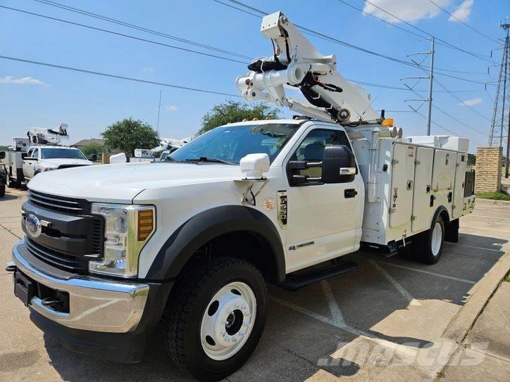 Ford F-550 Auto korpe